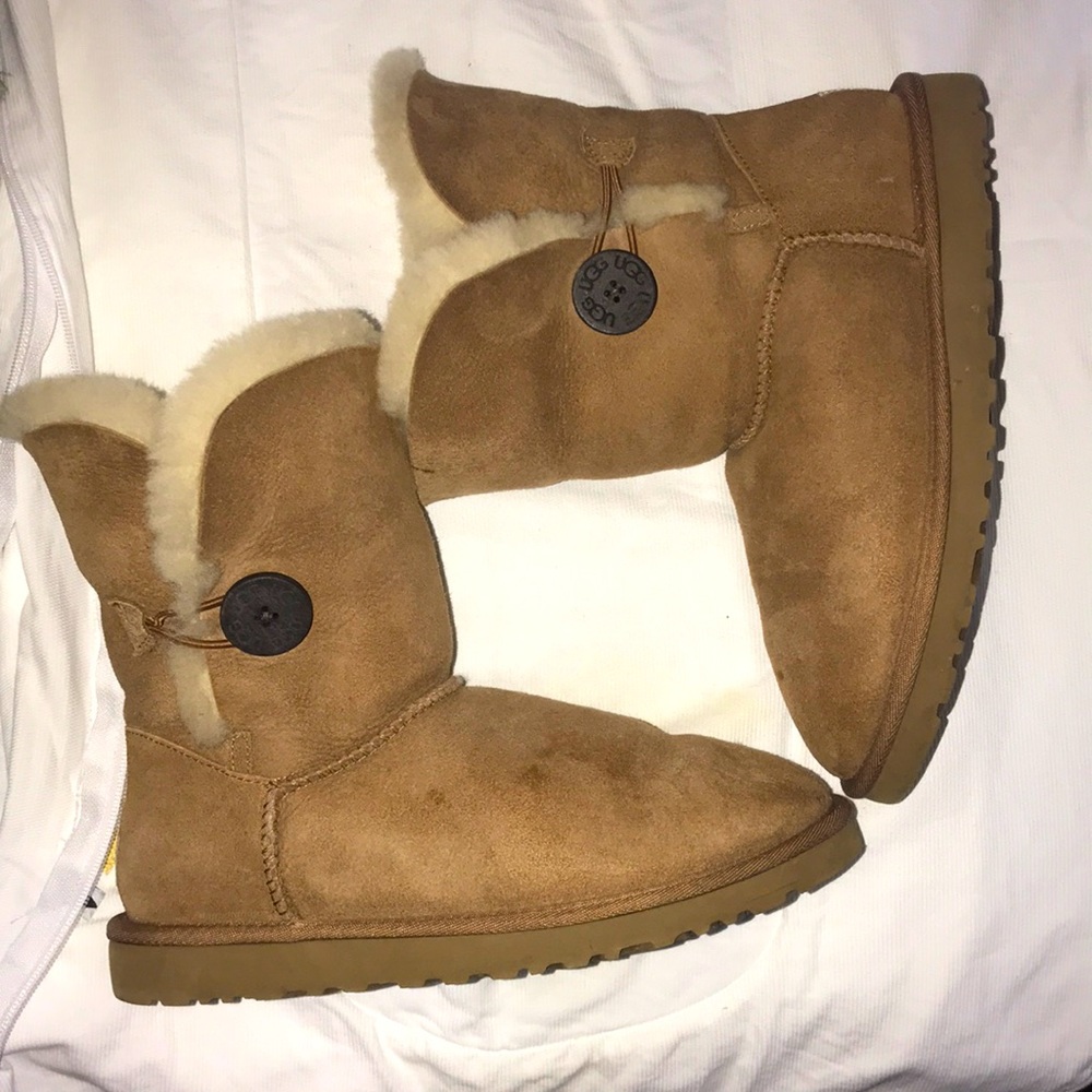 Ugg | Bailey Button Shearling Boot Chestnut Brown
